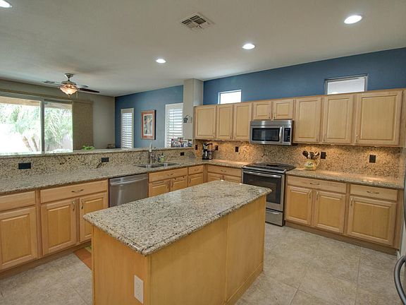 5th image of 3090 E Gleneagle Dr
