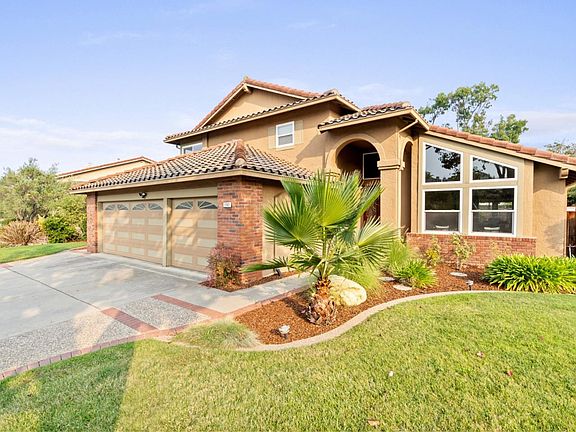 3rd image of 1193 Valley Quail Cir