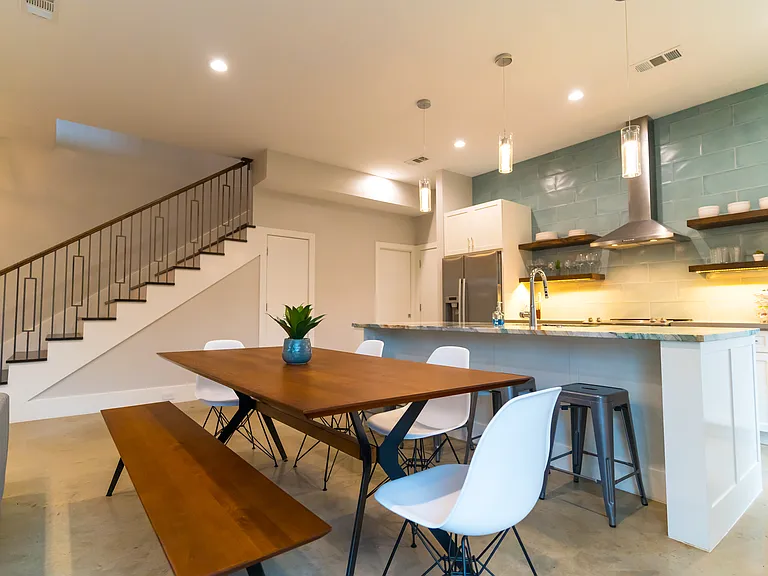 180 S Cisco St — Photo 13