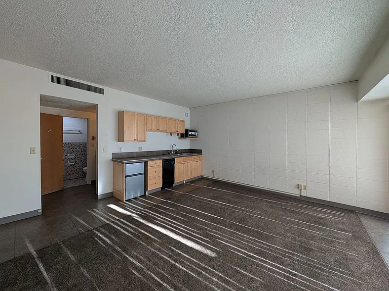 101 N Mission St — Photo 10
