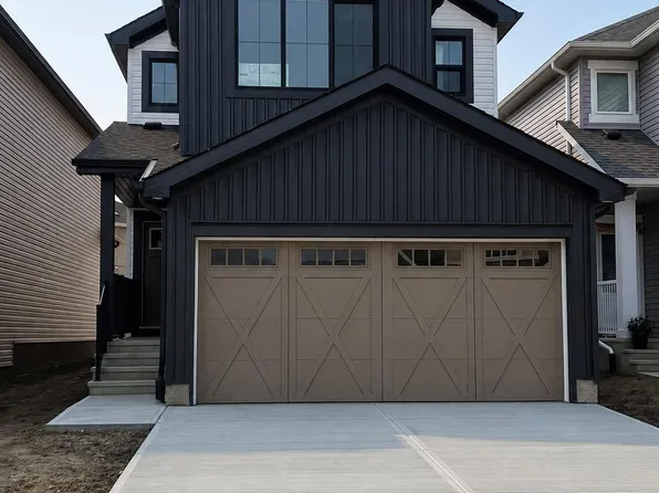 1023 14th Ave NW, Edmonton, AB T6T 2S3
