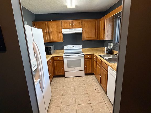 5th image of 1810 Northlake Dr #1810