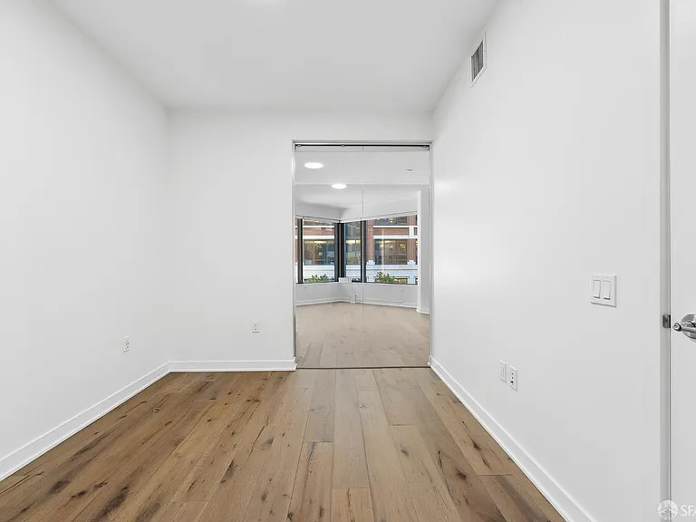 280 Spear St #5H — Photo 15