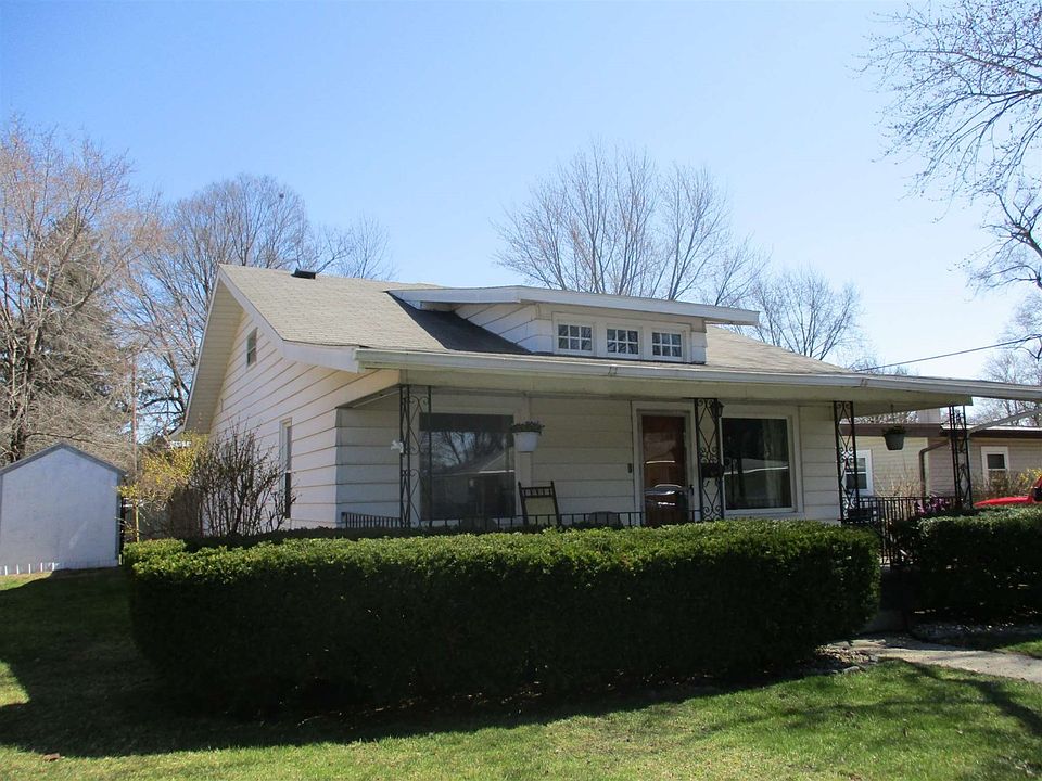 1st image of 210 Gage Ave