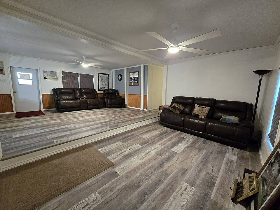 1st image of 50 Holly St