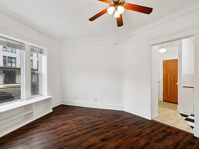 CENTER VIEW APARTMENTS- LIVE YOUR BEST LIFE HERE! — Photo 6