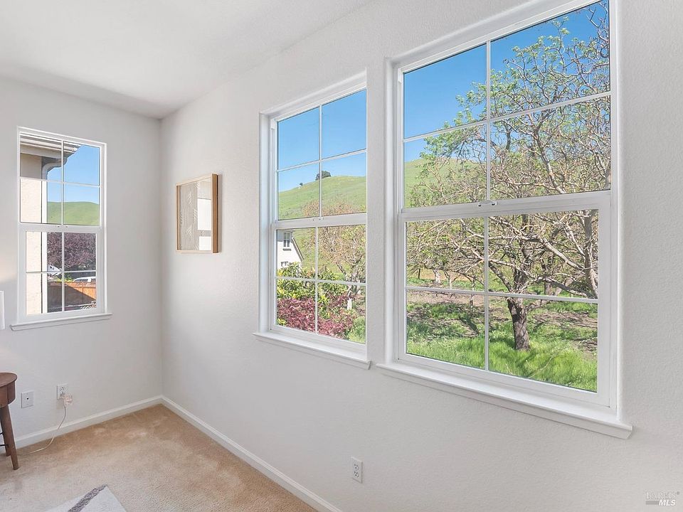2nd image of 7264 Willow Creek Cir