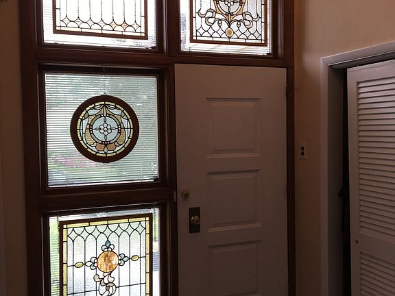 3rd image of 1721 Josie Ln