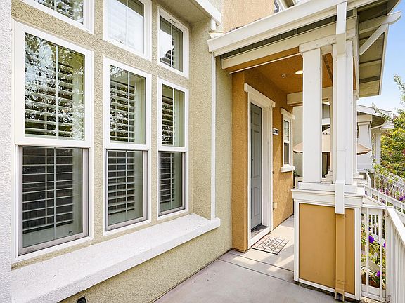 5th image of 22500 Amador St #2