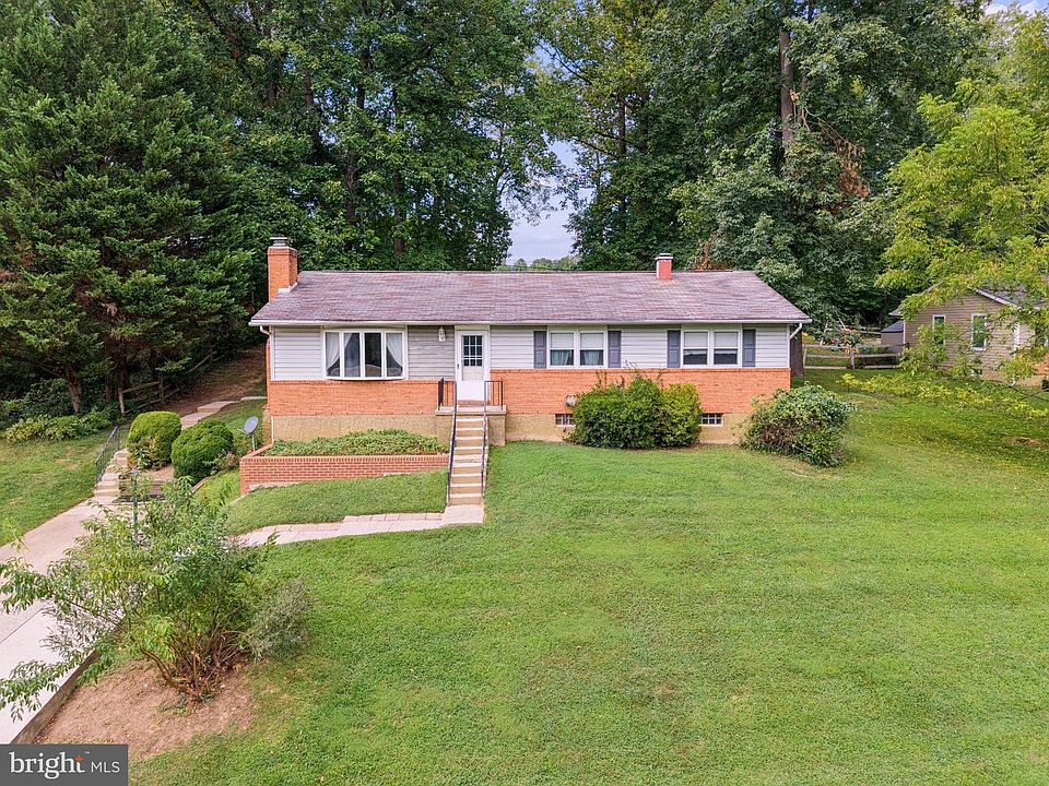 1st image of 6414 Locust Ln