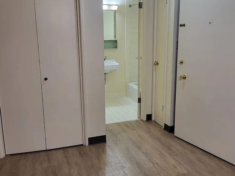 441 Quincy Below — Photo 11