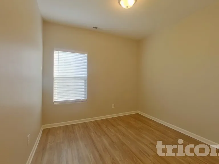 7138 Cuddington Dr — Photo 13