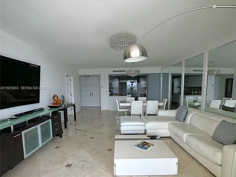 1455 Ocean Dr #1211 — Photo 2
