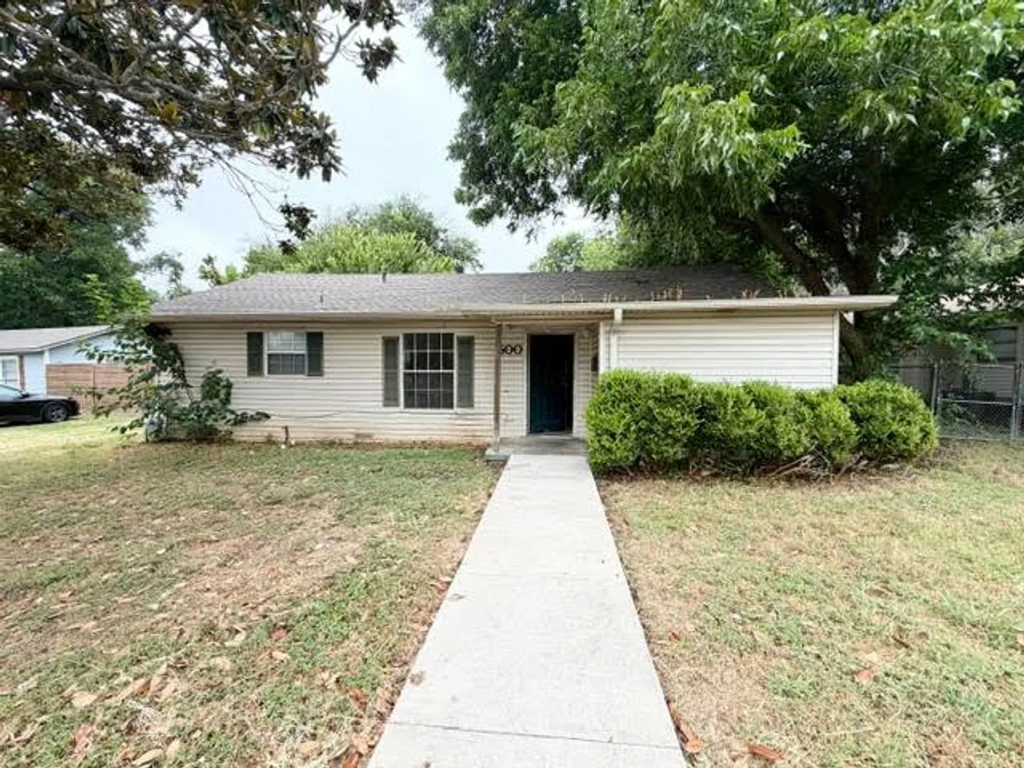 600 Camp Dr — Photo 1