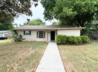 600 Camp Dr, Waco, TX 76710
