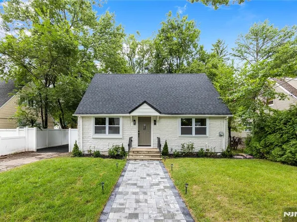 253 Intervale Rd, Teaneck, NJ 07666