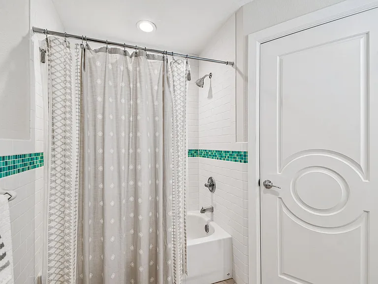 24 Adalia Ave — Photo 60