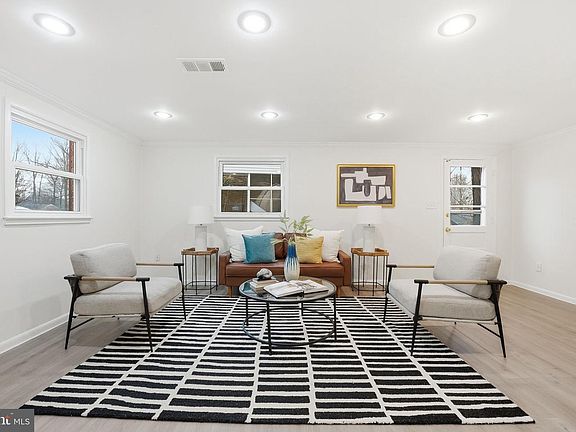 2nd image of 5718 Anola Ct