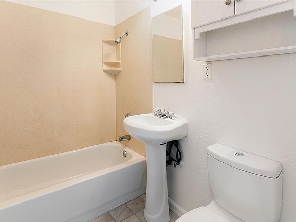 5th image of 2847 Folsom St