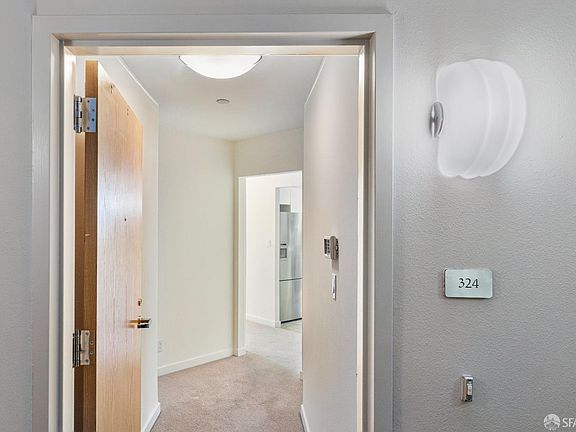 5th image of 1 Daniel Burnham Ct APT 324
