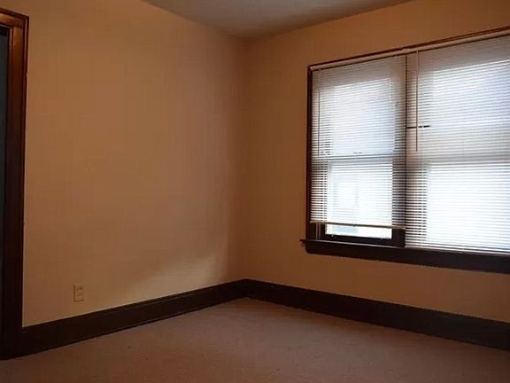 4th image of 3740 Pennsylvania Ave