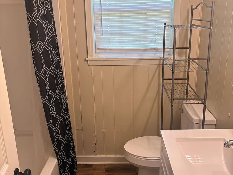 125 Vance St — Photo 4