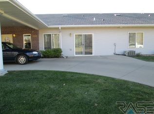 701 S 3rd St UNIT 5, Beresford, SD 57004