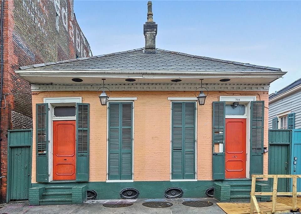 1st image of 734 Dumaine St