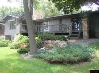 1594 Sherwood Dr, North Mankato, MN 56003