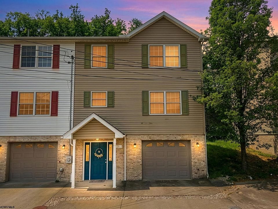 1st image of 840 Quadrilla St