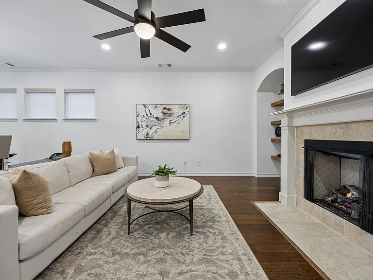 13624 Walsh Ave — Photo 5