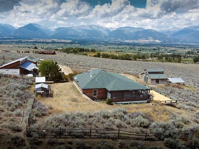 1898 Buxadoodal Way, Corvallis, MT, 59828