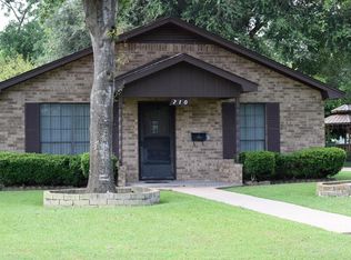 710 2nd St, Sealy, TX 77474