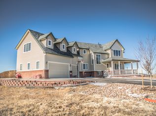 845 Antelope Dr W, Bennett, CO 80102