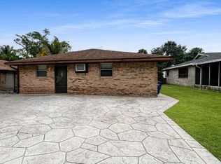 27917 Washington St, Bonita Springs, FL 34135