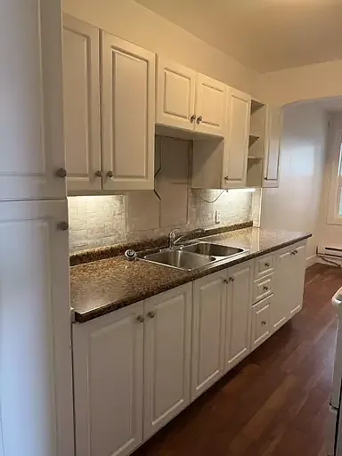 142 Provencher Blvd #2