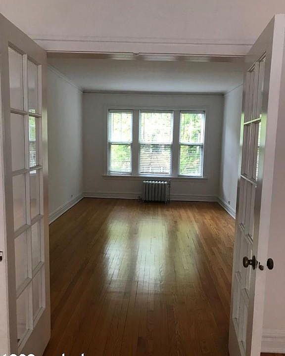 1st image of 6202 N Clark St #212
