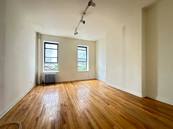 405 East 77th Street image 1 of 4