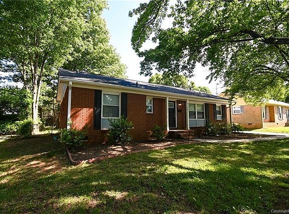 3rd image of 2738 Shelley Terrace Ln