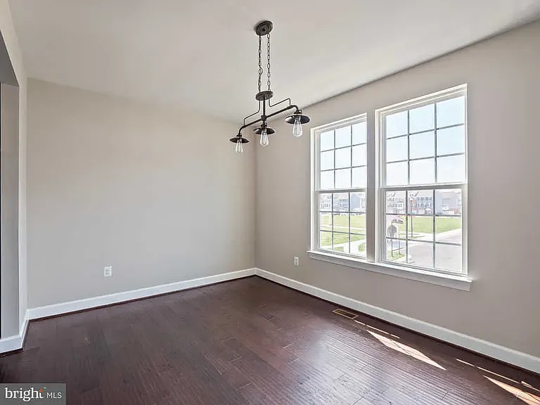 10715 Caledonia Meadow Dr — Photo 23