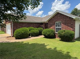 6404 SW High Meadow Blvd, Bentonville, AR 72712