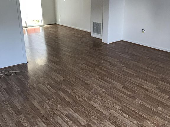 4th image of 12277 Bonmot Pl