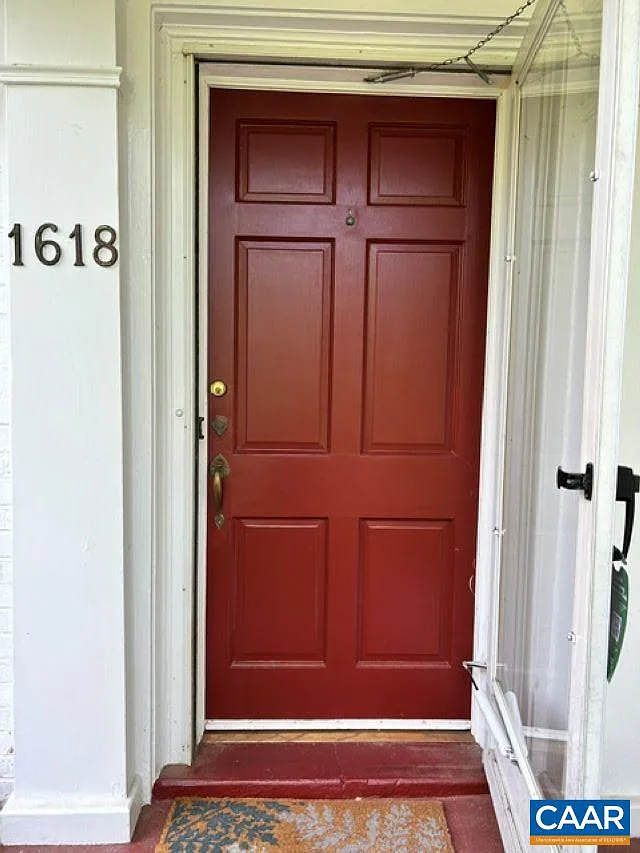 3 bed, 2.5 bath, 3426 sqft, $4,500 — Photo 2