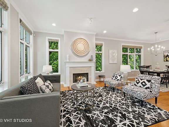 5th image of 1427 W Oakdale Ave