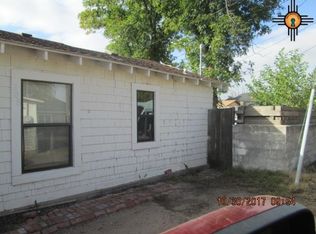 208 S 8th St, Artesia, NM 88210