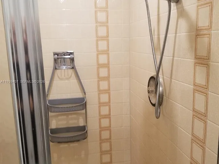 2500 Parkview Dr #2517 — Photo 19