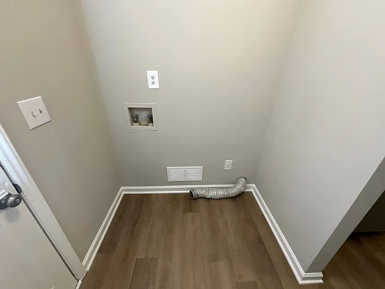 2711 Ingleside Dr — Photo 15