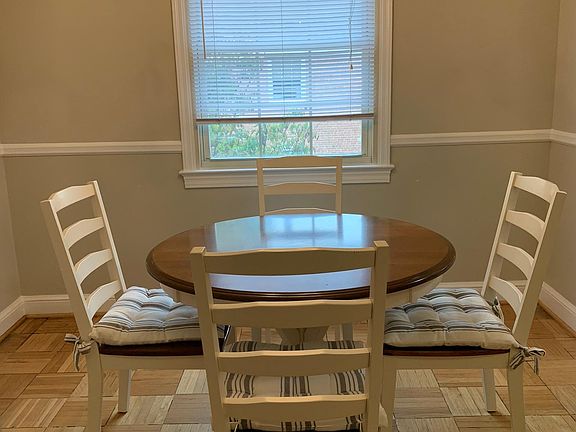 5th image of 2801 Arlington Blvd APT 202