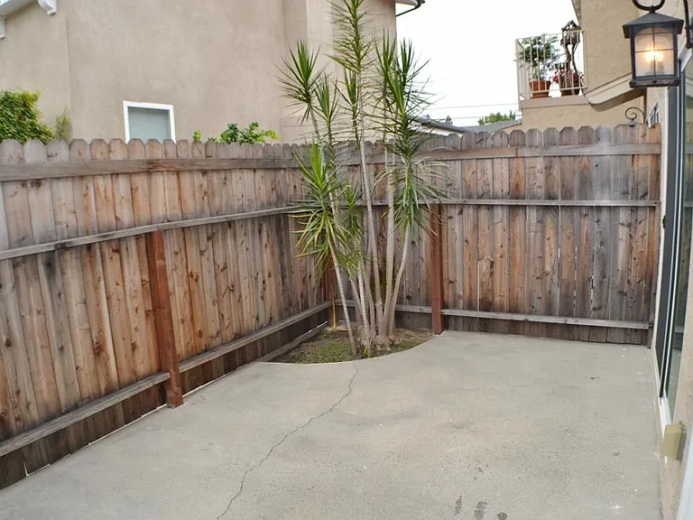 3931 Farquhar Ave #C — Photo 11