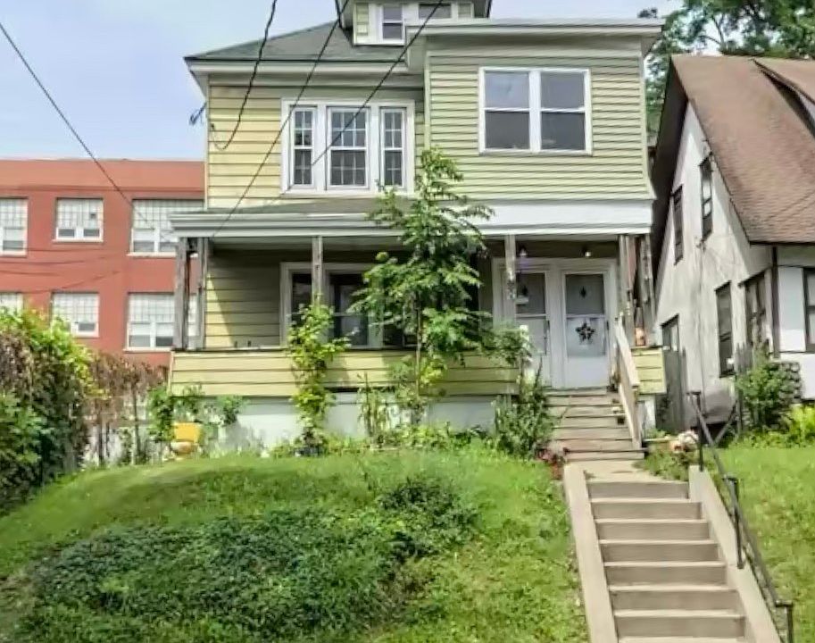 1st image of 331 Winton St #2